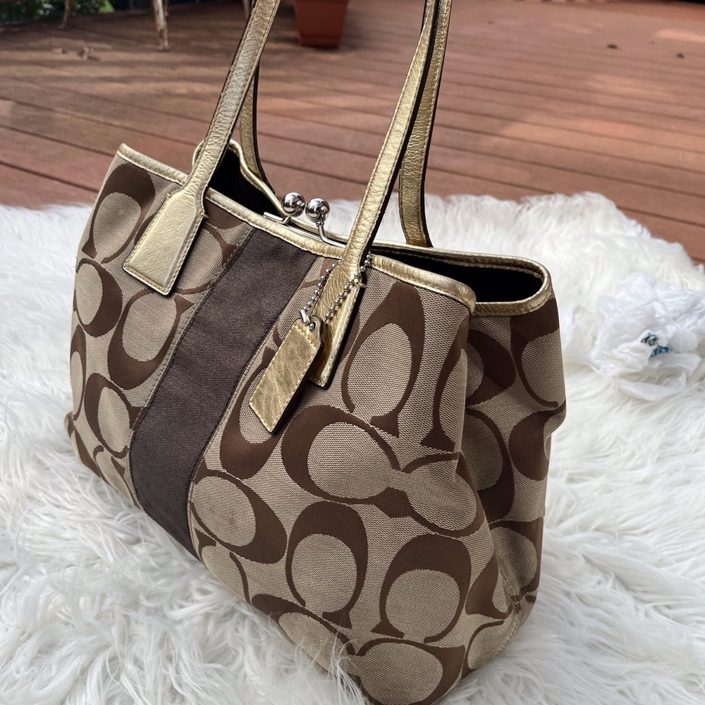 Coach SIgnature Handbag Purse Large "C" Satchel Tote Gold Tone Trim w/ Hangtag - Picture 9 of 14